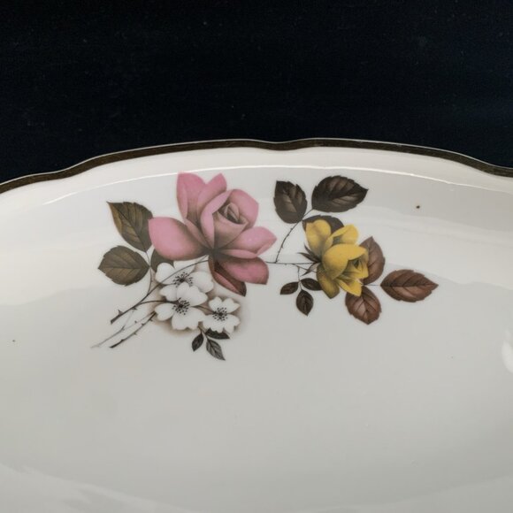 BK Titov Veles Jugo Porcelain Serving Bowl Oval Floral Gold Trim Yugoslavia Chip - Picture 3 of 10